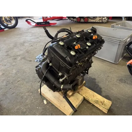Suzuki GSX S 750 motor