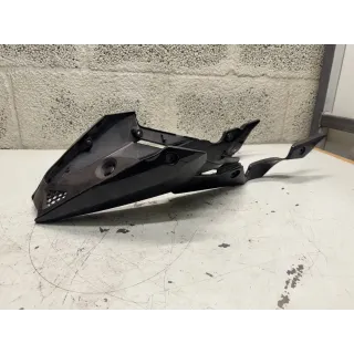 Plast under
