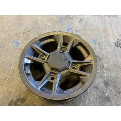Polaris 12x8 felg
