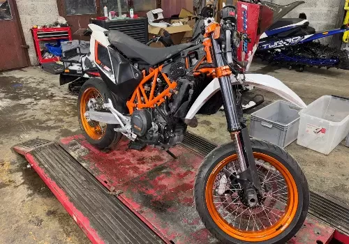 2015 KTM 690 SMC R